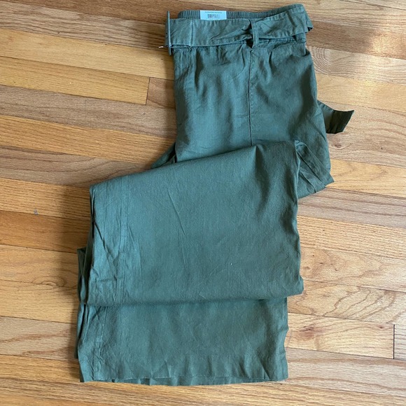 INC International Concepts Pants - Inc International Concepts +Size 20W Belted Utility Pants